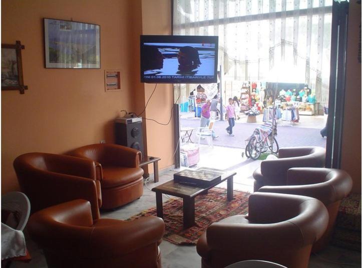 Akerdem Hotel Kusadası Extérieur photo