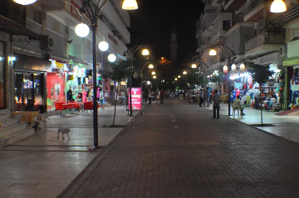 Akerdem Hotel Kusadası Extérieur photo