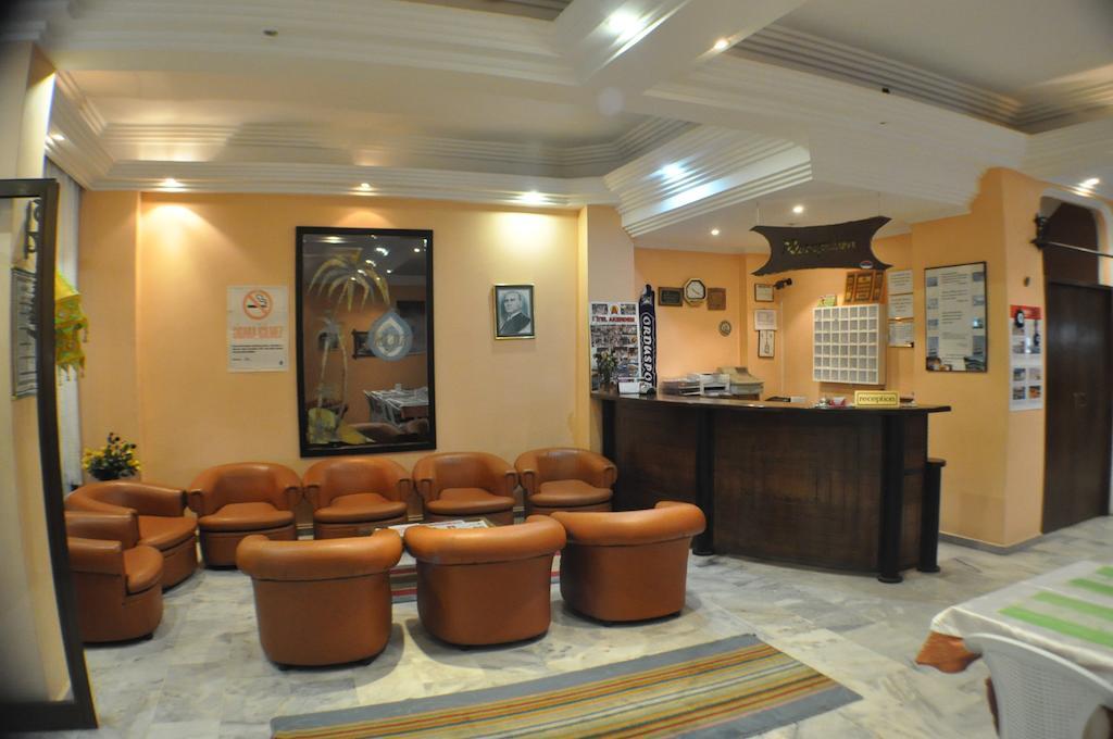 Akerdem Hotel Kusadası Extérieur photo